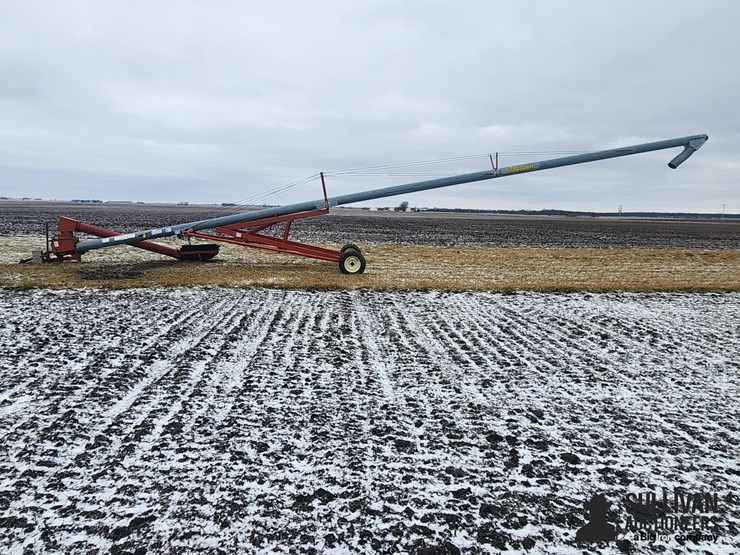 mayrath-10"x64'-swing-away-auger-image-8