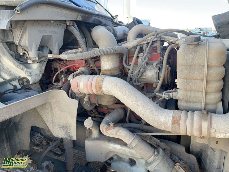 2017-international-prostar-image-20