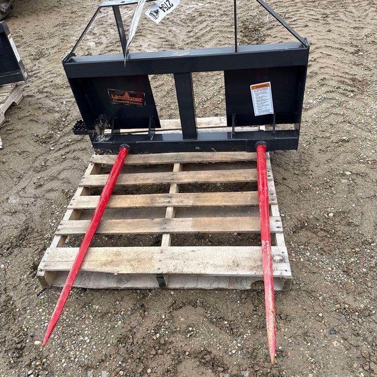 2754 - SKID STEER BALE SPEAR