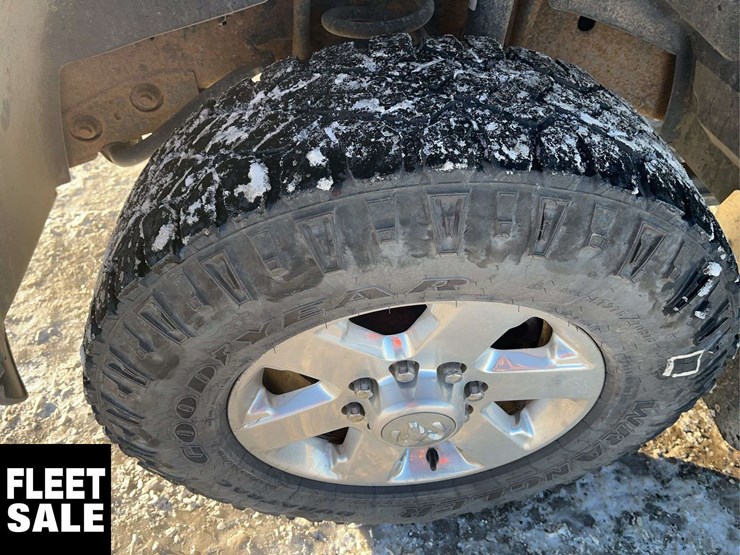 2015-dodge-2500-image-10