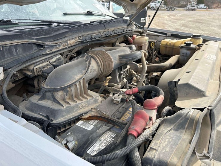 2019-ford-f550-image-10