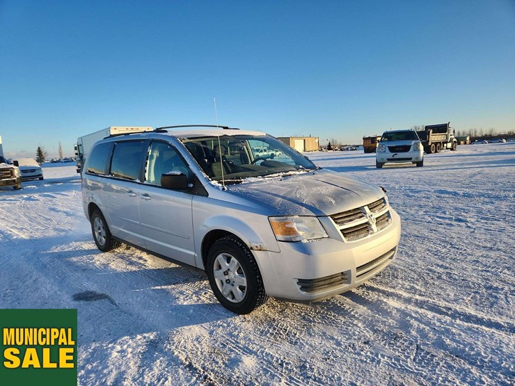 2009-dodge-grand-caravan-se-image-2