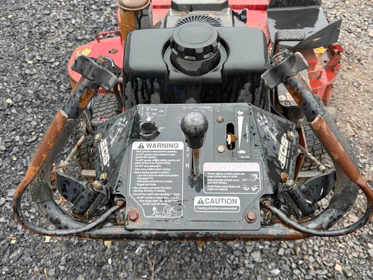 exmark-walk-behind-mower-image-4