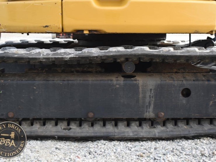 2019-caterpillar-305.5e2-cr-image-44