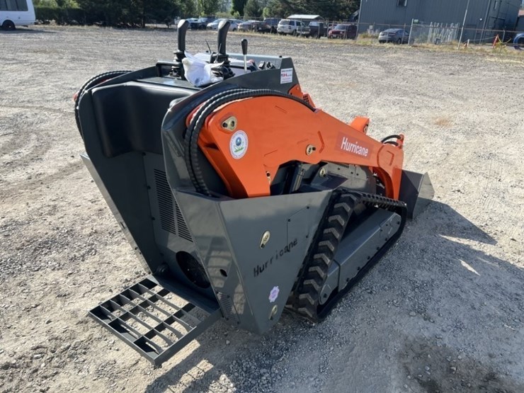 2025-hurricane-hrc600l-mini-compact-track-loader-image-4