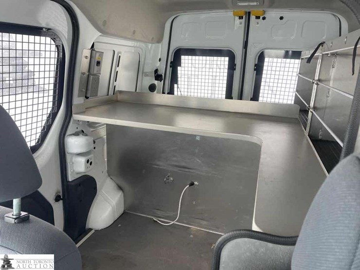 2011-ford-transit-connect-image-13