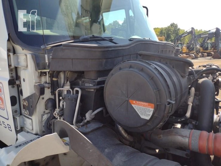 2008-international-durastar-4300-image-22