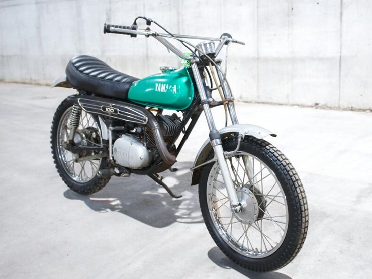 1972-yamaha-lt2-motorcycle-image-2