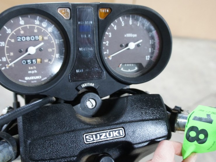 1980-suzuki-gs850g-motorcycle-image-7