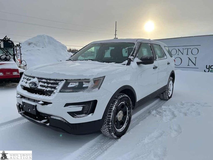 2018-ford-explorer-image-1