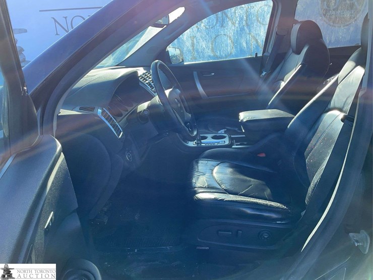 2008-gmc-acadia-slt-image-13