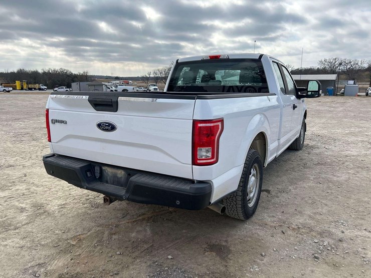 2017-ford-f150-image-3