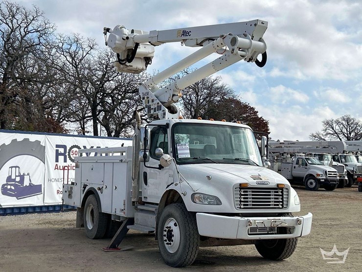 2013-freightliner-m2-ta45m-altec-bucket-truck-image-4