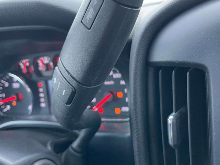 2015-chevrolet-k1500-image-22