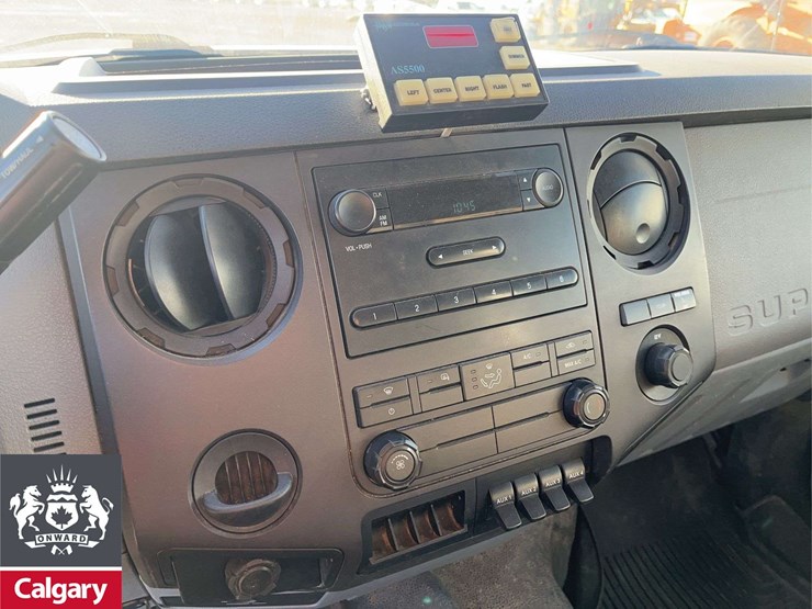 2012-ford-f550-image-15