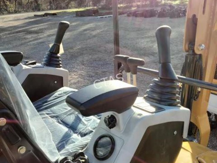 #114-•-mini-excavator---yanmar-diesel-(sdle20)-image-7