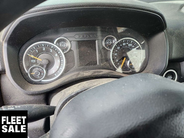 2019-dodge-2500-image-15