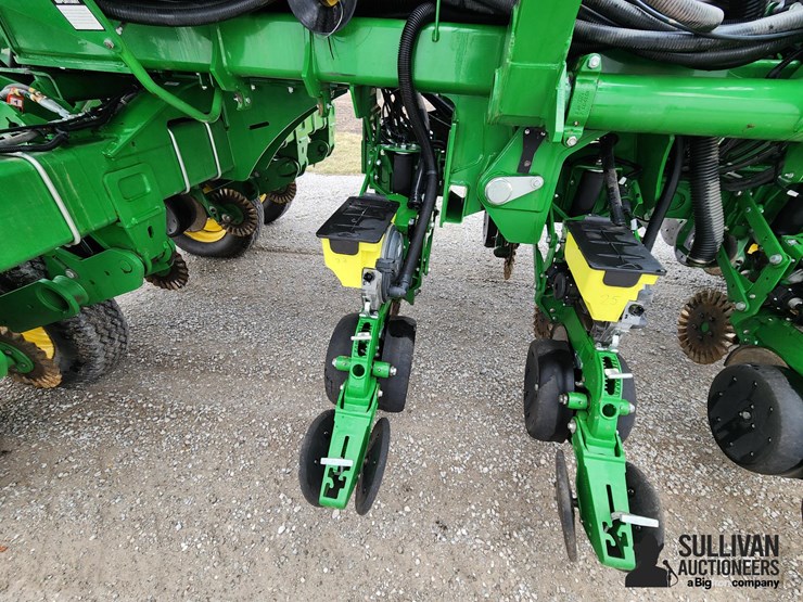 2018-john-deere-1795-image-18