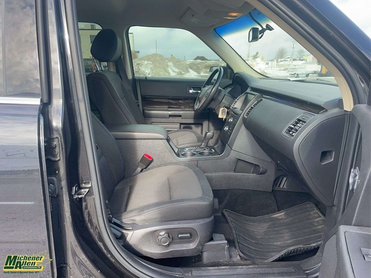 2013-ford-flex-image-24