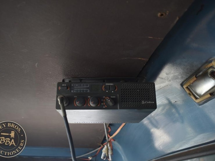 1978-ford-8000-image-26