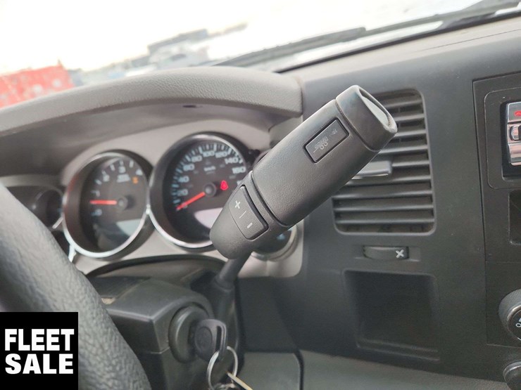 2011-chevrolet-silverado-1500-image-19