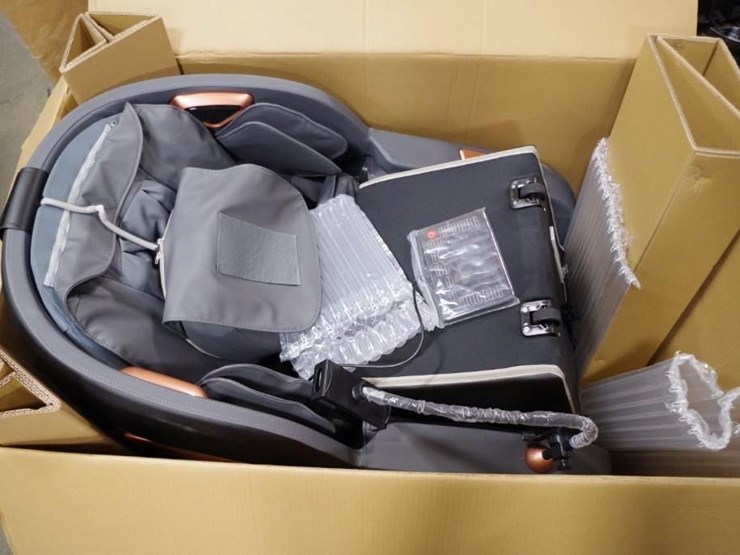 aboss-high-end-full-body-massage-chair-w/-intelligent-voice-control,-unused-image-6