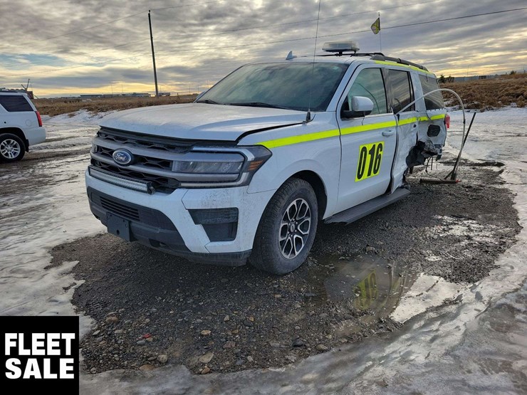 2022-ford-expedition-image-1