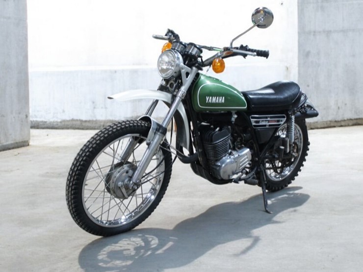 1974-yamaha-rt360-motorcycle-image-5