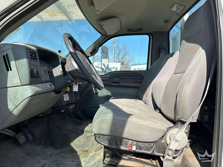 2007-ford-f750-image-11