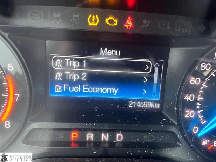 2018-ford-explorer-image-30