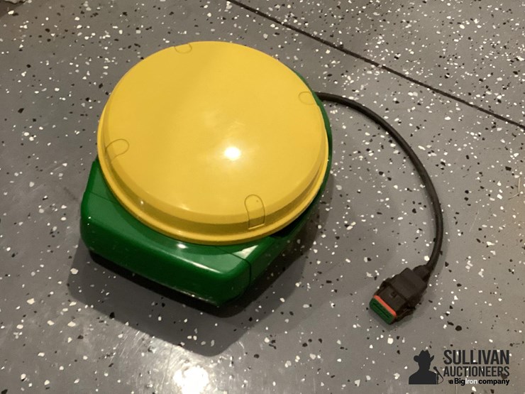 john-deere-7000-image-1