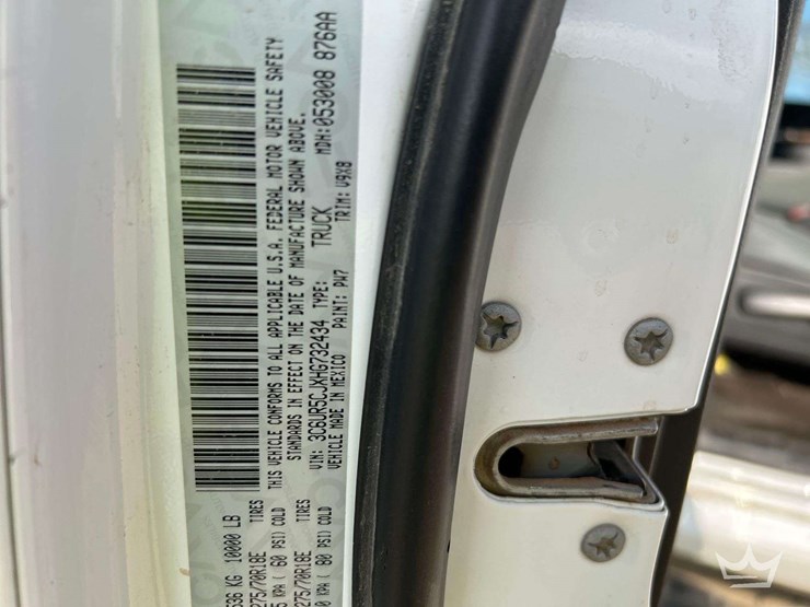 2017-dodge-2500-image-6