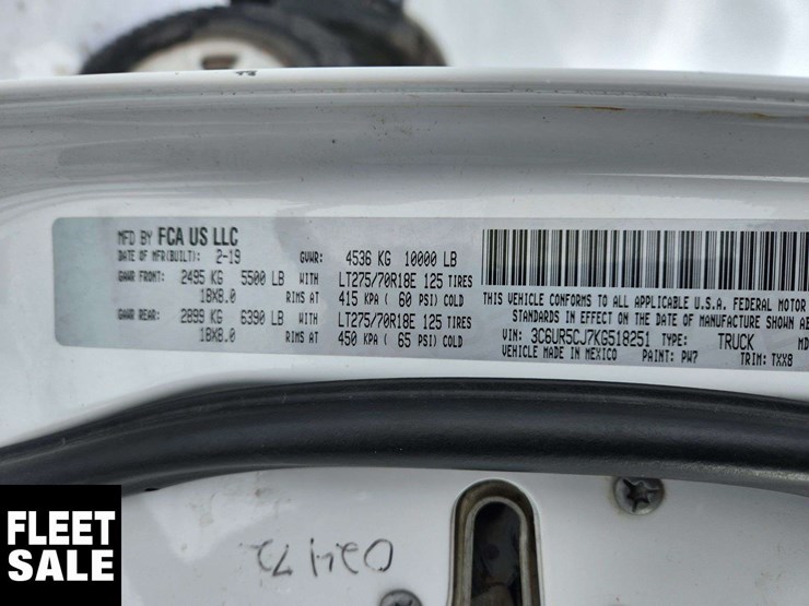 2019-dodge-2500-image-27