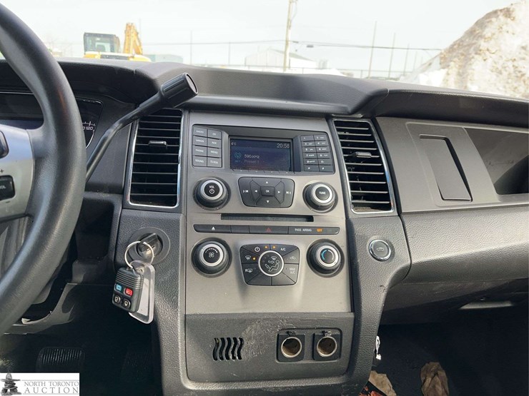 2016-ford-taurus-police-inte-image-16