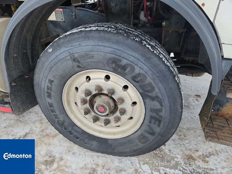 2010-autocar-xpeditor-image-15