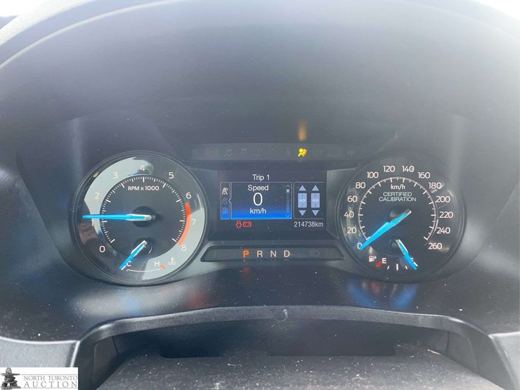 2018-ford-explorer-image-13