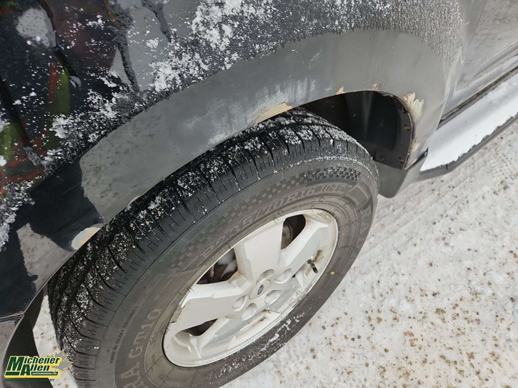 2012-ford-escape-xlt-image-33