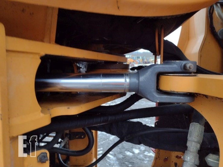 2016-case-721f-image-30