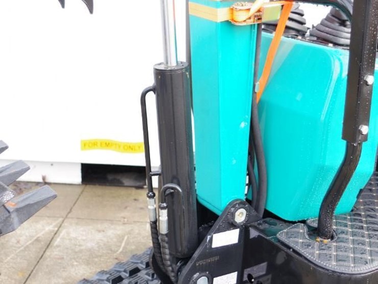 2025-cfg-industrial-qh12r-mini-excavator,-gasoline-engine,-unused-image-5