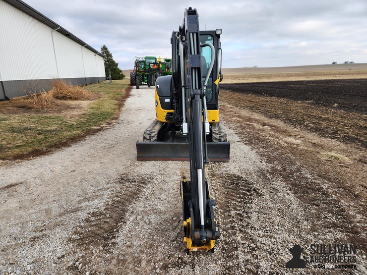 2020-deere-35g-image-2