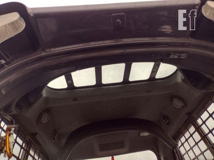 2022-bobcat-t595-image-14