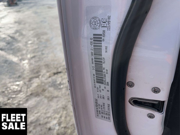 2015-dodge-2500-image-26