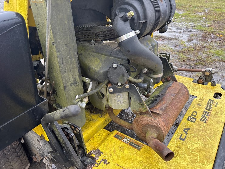 #6519-•-d4.-great-dane-super-surfer-mower-image-4