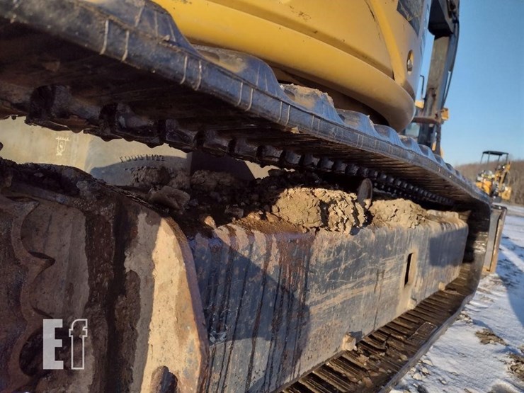 2013-deere-35d-image-37