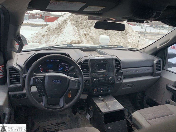 2017-ford-f250-image-30