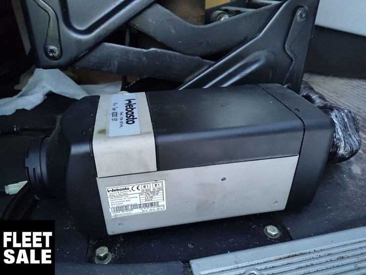 2011-freightliner-coronado-122-sd-image-35