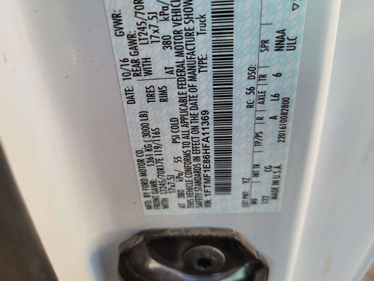 2017-ford-f150-xl-image-14