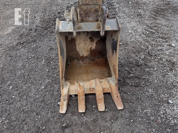 2022-deere-26g-image-14