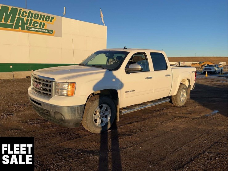 2013-gmc-sierra-1500-image-1