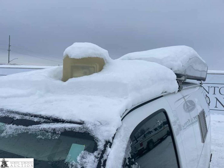 2011-chevrolet-express-g3500-image-17